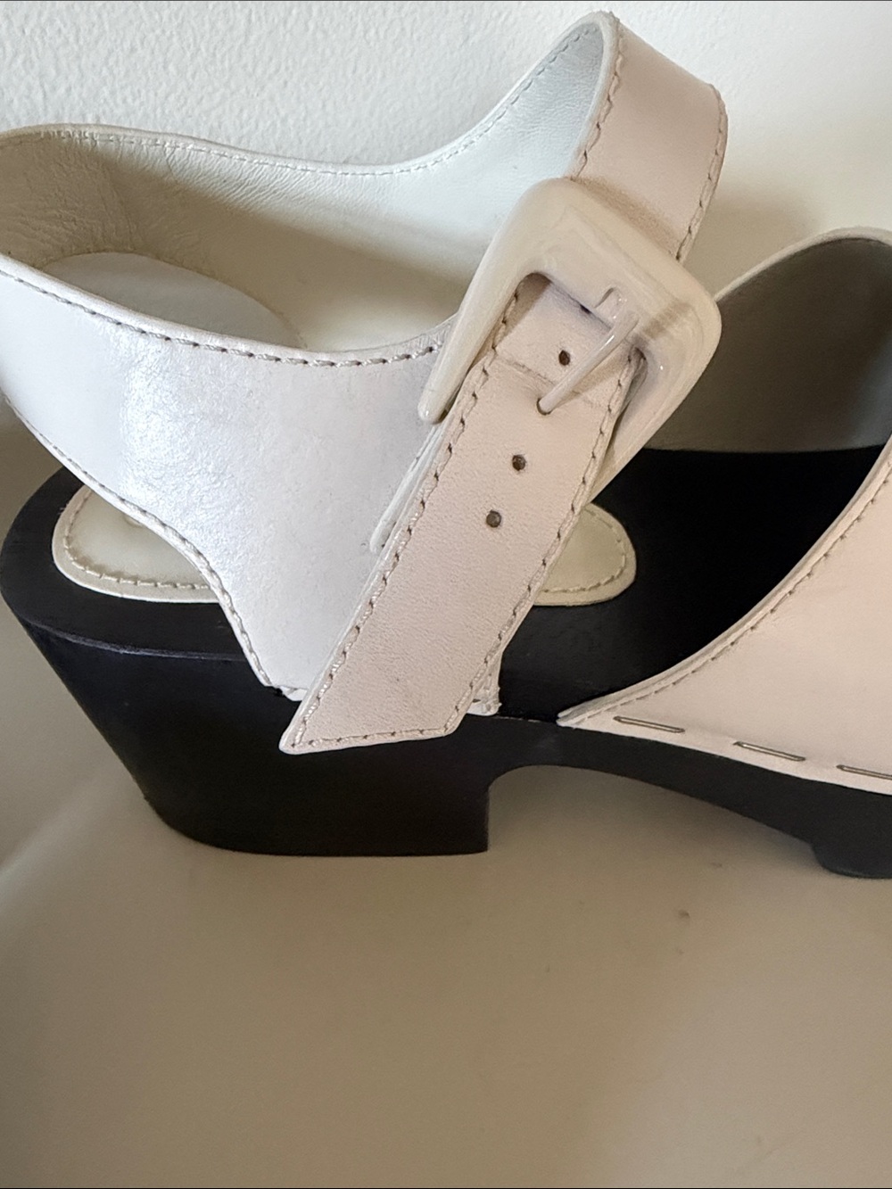 Tory Burch Runway Lug-sole Leather Clog Clogs. Cream Sz 9.5 - Picture 10 of 11